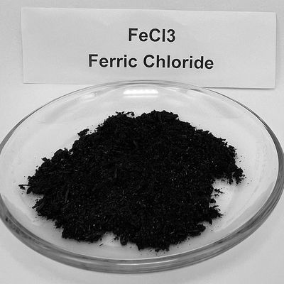 Порошок черноты хлорного железа FeCL3 CAS 7705-08-0 кристаллический